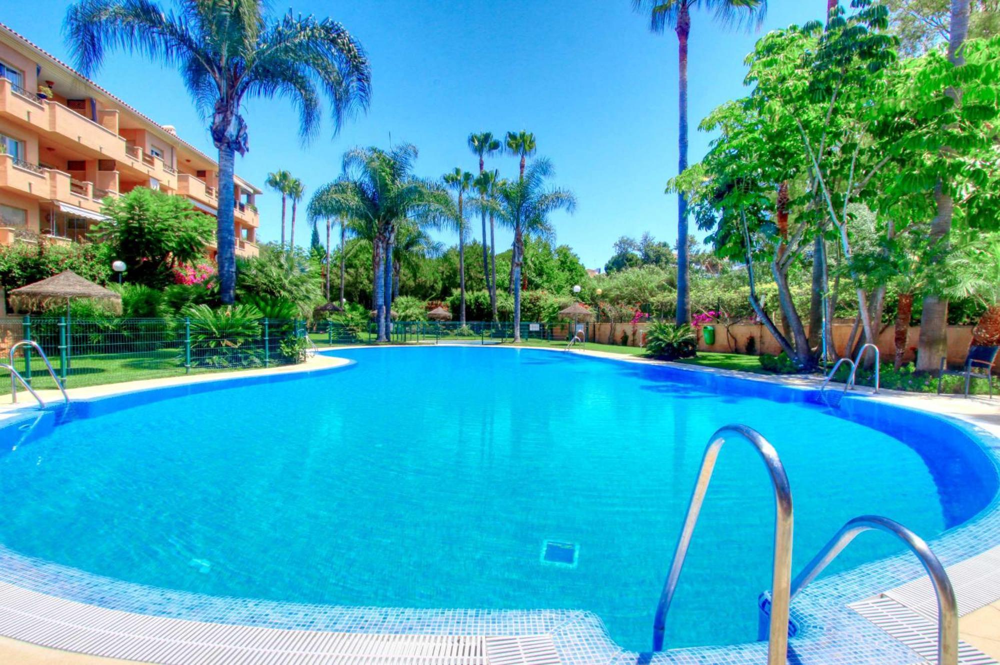 1039 Front 2 Line Penthouse Apartamento