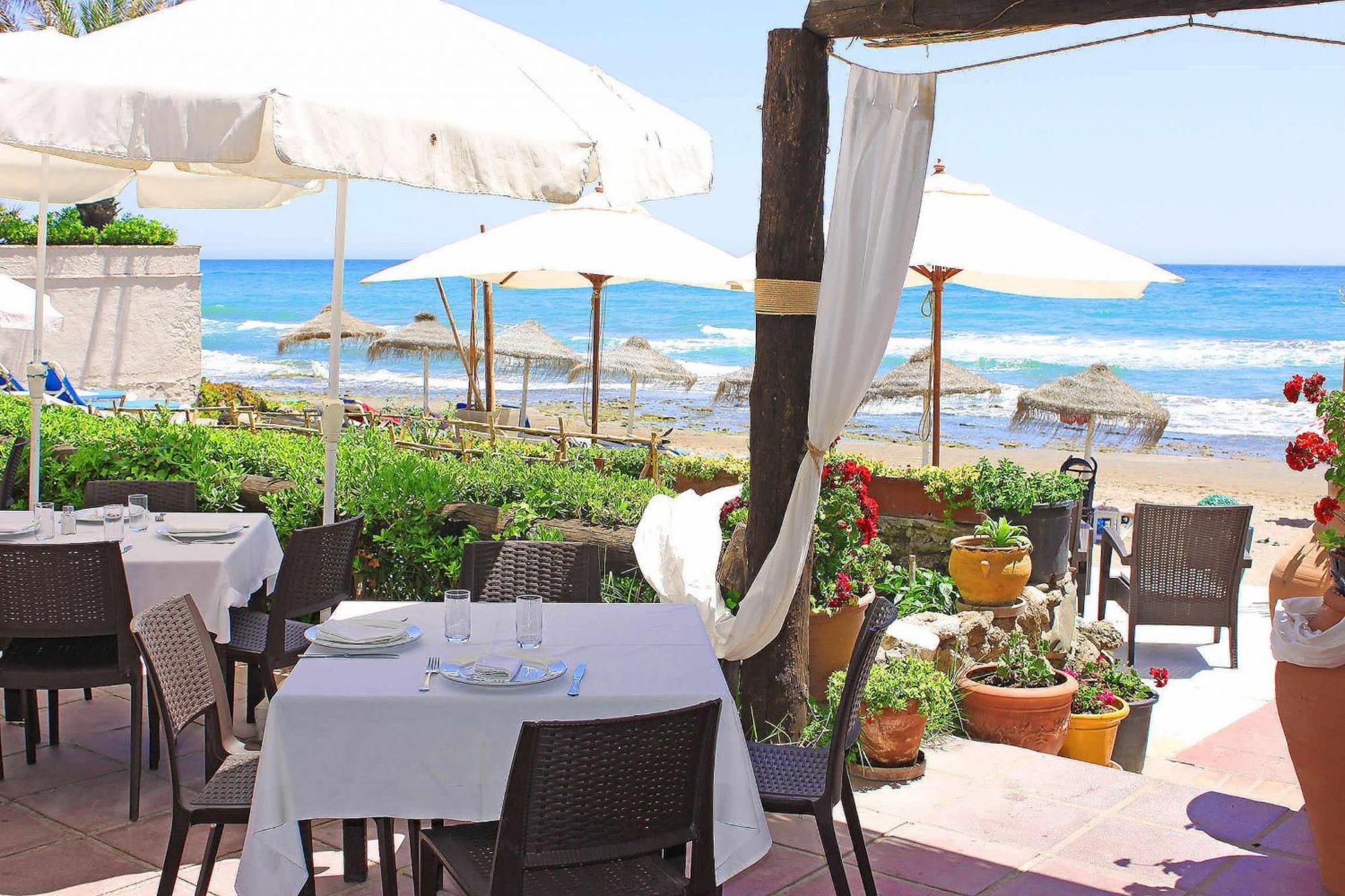 1039 Front 2 Line Penthouse Apartment Marbella